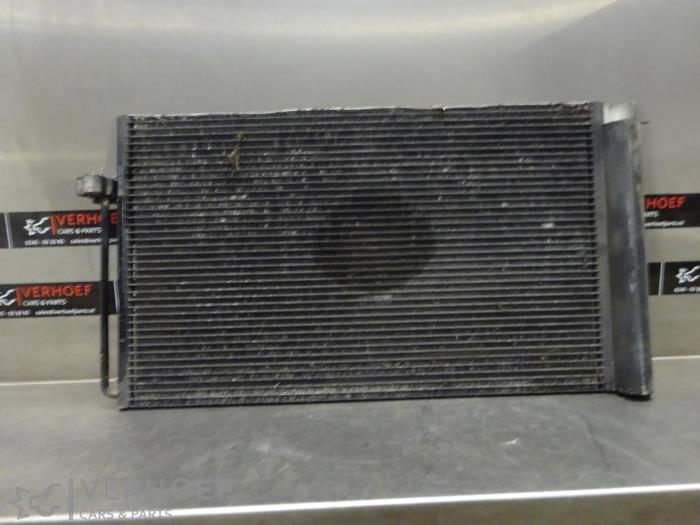 Usagé Radiateur clim BMW 5 serie (E60) 525d 24V Prix sur demande proposé par Verhoef Cars & Parts