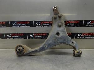 Used Front wishbone, left Hyundai i30 (FD) 1.4 CVVT 16V Price € 25,00 Margin scheme offered by Verhoef Cars & Parts