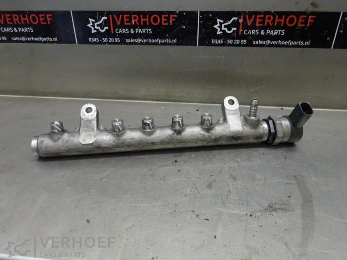 Usagé Système d'injection Volkswagen Passat Variant (3C5) 2.0 TDI 16V 140 Prix sur demande proposé par Verhoef Cars & Parts