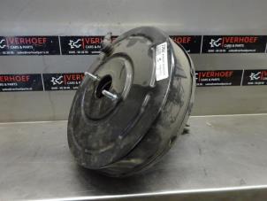 Used Brake servo Nissan Primastar 2.0 dCi 120 Price on request offered by Verhoef Cars & Parts