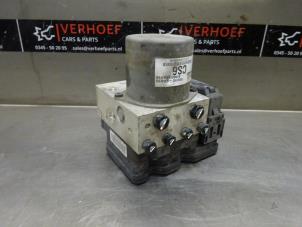 Gebrauchte ABS Pumpe Kia Soul I (AM) 1.6 CVVT 16V Preis auf Anfrage angeboten von Verhoef Cars & Parts