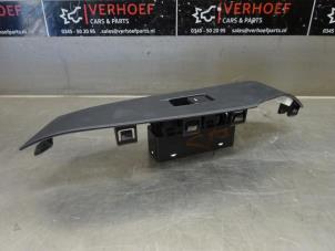 Gebrauchte Elektrisches Fenster Schalter Mazda 6 SportBreak (GJ/GH/GL) 2.0 SkyActiv-G 165 16V Preis auf Anfrage angeboten von Verhoef Cars & Parts
