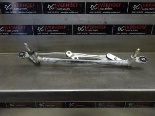 Used Wiper mechanism Fiat Panda (312) 1.2 69 Price on request offered by Verhoef Cars & Parts