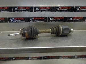 Used Front drive shaft, right Ssang Yong Kyron 2.0 200 Xdi 16V 4x4 Price on request offered by Verhoef Cars & Parts