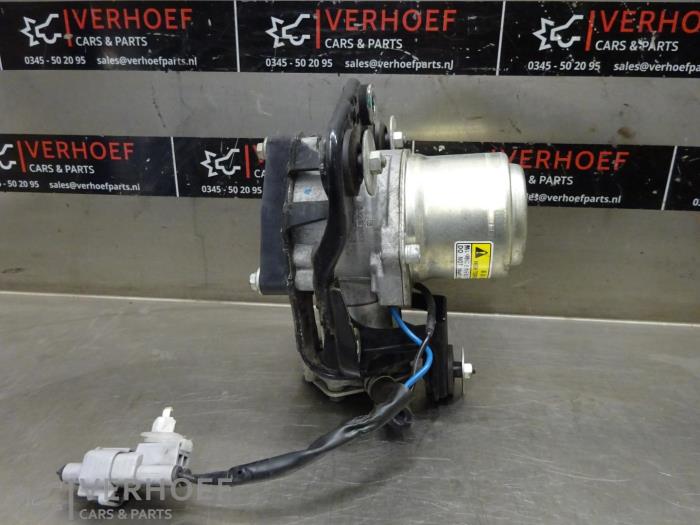 Begagnade Kompressor Mitsubishi Outlander (GF/GG) 2.0 16V PHEV 4x4 Pris på förfrågan erbjuds av Verhoef Cars & Parts