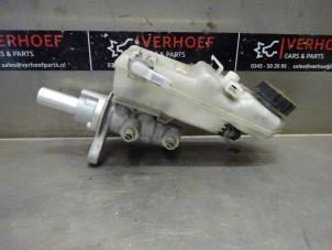 Usagé Cylindre de frein principal Toyota Verso 2.0 16V D-4D-F Prix sur demande proposé par Verhoef Cars & Parts
