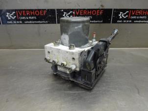 Gebrauchte ABS Pumpe Toyota Verso 2.0 16V D-4D-F Preis auf Anfrage angeboten von Verhoef Cars & Parts