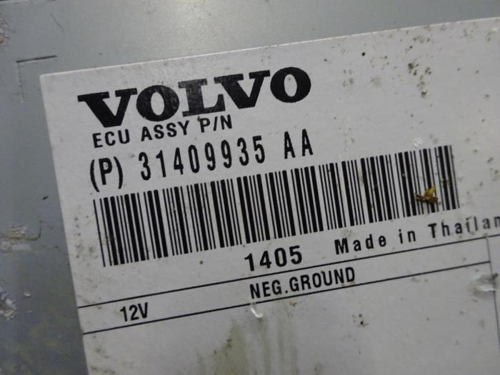 Amplificateur audio d'un Volvo V40 (MV) 2.0 D4 16V 2014