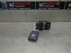 Used Key Volvo V40 (MV) 2.0 D4 16V Price € 50,00 Margin scheme offered by Verhoef Cars & Parts