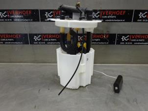 Used Diesel pump Volvo V40 (MV) 2.0 D4 16V Price on request offered by Verhoef Cars & Parts