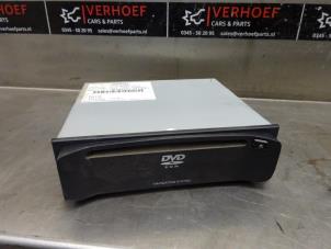 Used DVD player Nissan Primera Wagon (W12) 1.8 16V Price € 50,00 Margin scheme offered by Verhoef Cars & Parts