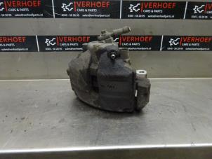 Used Front brake calliper, left Volkswagen Caddy III (2KA,2KH,2CA,2CH) 1.9 TDI Price on request offered by Verhoef Cars & Parts