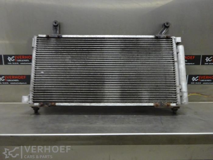 Usagé Radiateur clim Suzuki Liana (ERA/ERB/RH4) 1.6 MPi 16V Prix sur demande proposé par Verhoef Cars & Parts