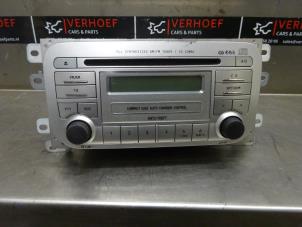 Used Radio CD player Suzuki Liana (ERA/ERB/RH4) 1.6 MPi 16V Price on request offered by Verhoef Cars & Parts
