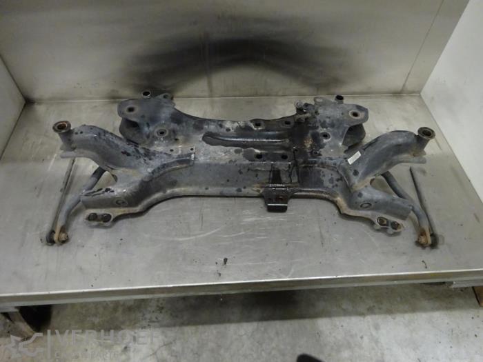 Used Subframe Toyota Auris (E15) 1.6 Dual VVT-i 16V Price € 100,00 Margin scheme offered by Verhoef Cars & Parts