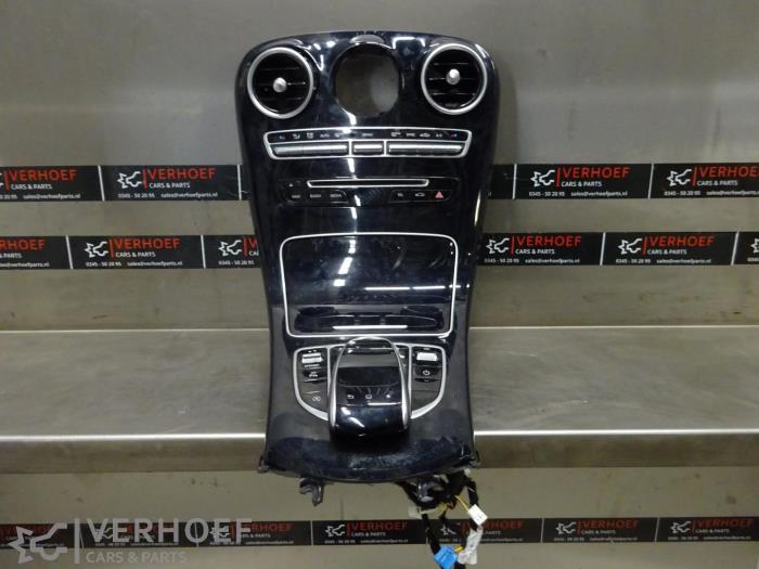 Usagé Panneau de commandes navigation Mercedes C (W205) C-220 2.2 CDI BlueTEC, C-220 d 16V Prix sur demande proposé par Verhoef Cars & Parts