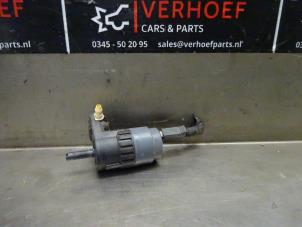 Usados Bomba de limpiaparabrisas delante Fiat Panda (169) 1.1 Fire Precio de solicitud ofrecido por Verhoef Cars & Parts
