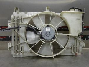 Usagé Moto ventilateur Toyota Corolla (E12) 1.6 16V VVT-i Prix sur demande proposé par Verhoef Cars & Parts