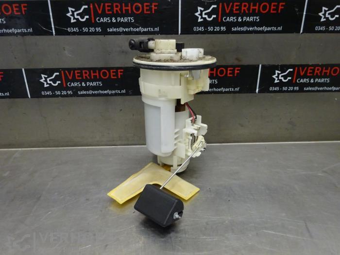 Gebrauchte Benzinpumpe Toyota Corolla (E12) 1.6 16V VVT-i Preis € 50,00 Margenregelung angeboten von Verhoef Cars & Parts