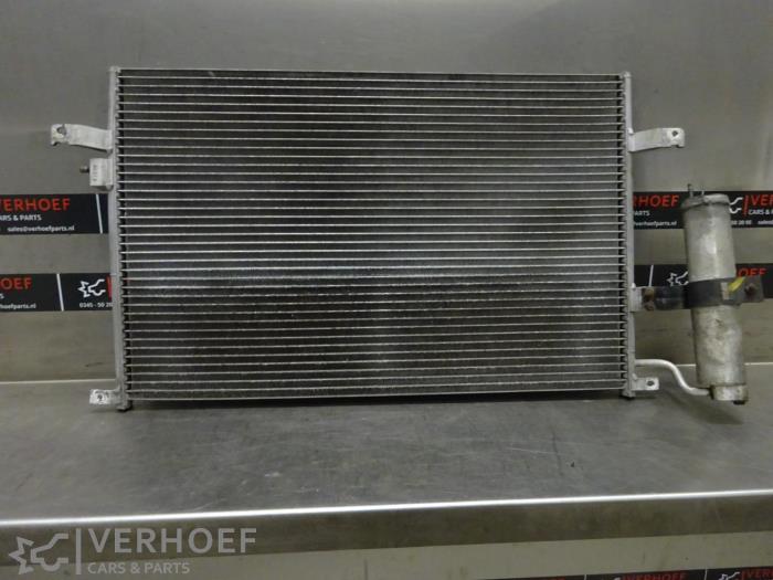 Usagé Radiateur clim Chevrolet Lacetti (KLAN) 1.6 16V Prix € 40,00 Règlement à la marge proposé par Verhoef Cars & Parts