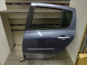 Used Rear door 4-door, left Renault Clio III (BR/CR) 1.2 16V 75 Price € 125,00 Margin scheme offered by Verhoef Cars & Parts