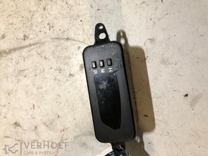Begagnade Klocka Kia Rio (DC12) 1.5 16V Pris på förfrågan erbjuds av Verhoef Cars & Parts
