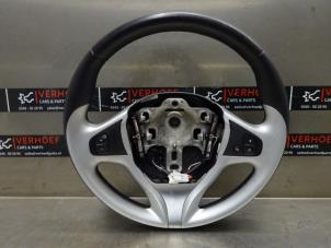 Used Steering wheel Renault Clio IV (5R) 1.5 dCi 90 FAP Price € 125,00 Margin scheme offered by Verhoef Cars & Parts