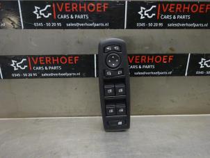 Used Multi-functional window switch Renault Megane III Grandtour (KZ) 1.5 dCi 110 Price on request offered by Verhoef Cars & Parts