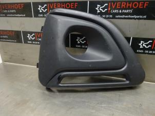 Usagé Plaque de protection feu antibrouillard droit Peugeot 108 1.0 12V Prix € 30,00 Règlement à la marge proposé par Verhoef Cars & Parts