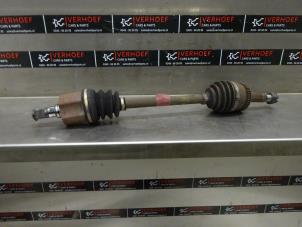 Used Front drive shaft, left Hyundai Getz 1.4i 16V Price € 40,00 Margin scheme offered by Verhoef Cars & Parts