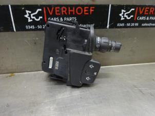 Used Wiper switch Renault Clio III (BR/CR) 1.2 16V 75 Price on request offered by Verhoef Cars & Parts