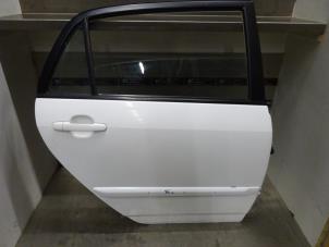 Gebrauchte Tür 4-türig rechts hinten Toyota Corolla (E12) 1.4 D-4D 16V Preis auf Anfrage angeboten von Verhoef Cars & Parts