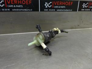 Used Windscreen washer pump Opel Corsa D 1.3 CDTi 16V ecoFLEX Price on request offered by Verhoef Cars & Parts