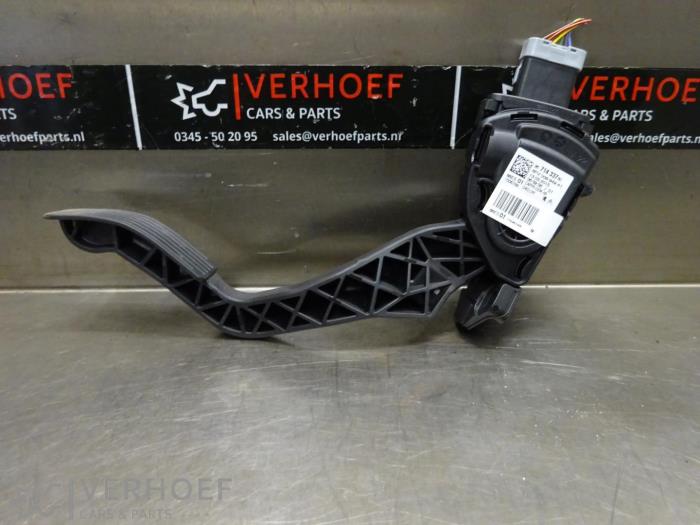 Begagnade Gaspedalsensor Citroen DS3 (SA) 1.2 12V PureTech 110 S&S Pris € 20,00 Marginaltabell erbjuds av Verhoef Cars & Parts