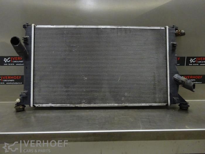 Usagé Radiateur Mazda 5 (CR19) 1.8i 16V Prix € 50,00 Règlement à la marge proposé par Verhoef Cars & Parts