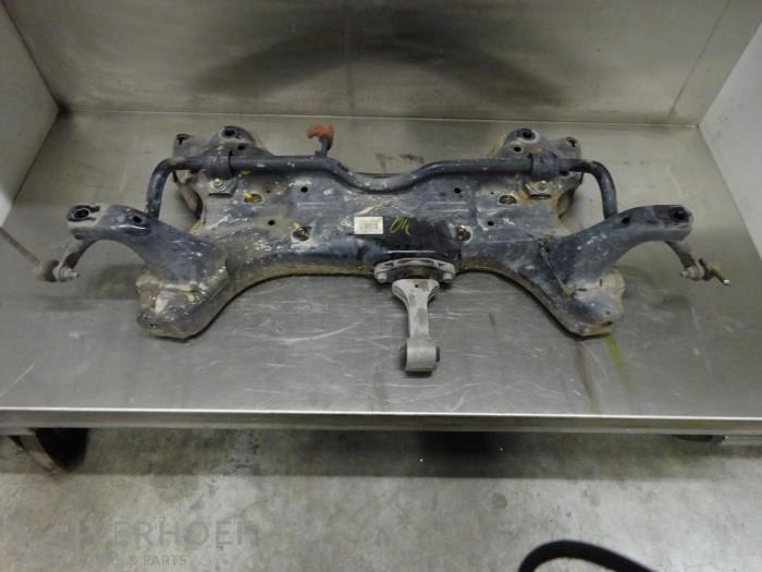 Used Subframe Hyundai i30 (GDHB5) 1.6 GDI Blue 16V Price € 150,00 Margin scheme offered by Verhoef Cars & Parts
