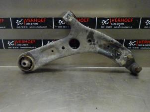 Used Front wishbone, right Hyundai i30 (GDHB5) 1.6 GDI Blue 16V Price € 40,00 Margin scheme offered by Verhoef Cars & Parts