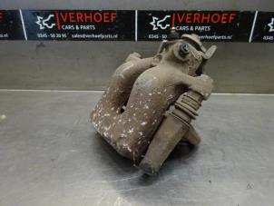 Used Rear brake calliper, left Renault Clio III Estate/Grandtour (KR) 1.5 dCi FAP Price on request offered by Verhoef Cars & Parts