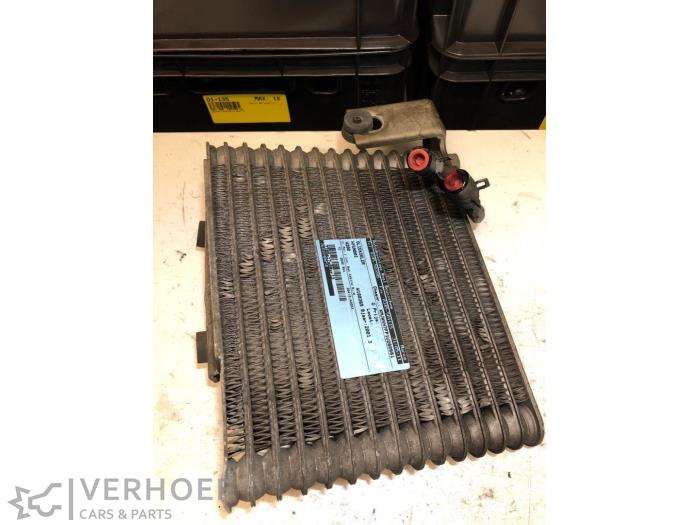 Gebrauchte Ölkühler Hyundai H-1/Starex Travel 2.5 TD Preis auf Anfrage angeboten von Verhoef Cars & Parts