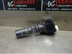 Used Light switch Nissan Navara (D40) 2.5 dCi 16V 4x4 Price on request offered by Verhoef Cars & Parts