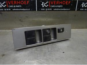 Used Multi-functional window switch Nissan Navara (D40) 2.5 dCi 16V 4x4 Price on request offered by Verhoef Cars & Parts