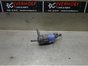 Usados Bomba de limpiaparabrisas delante Nissan Navara (D40) 2.5 dCi 16V 4x4 Precio de solicitud ofrecido por Verhoef Cars & Parts