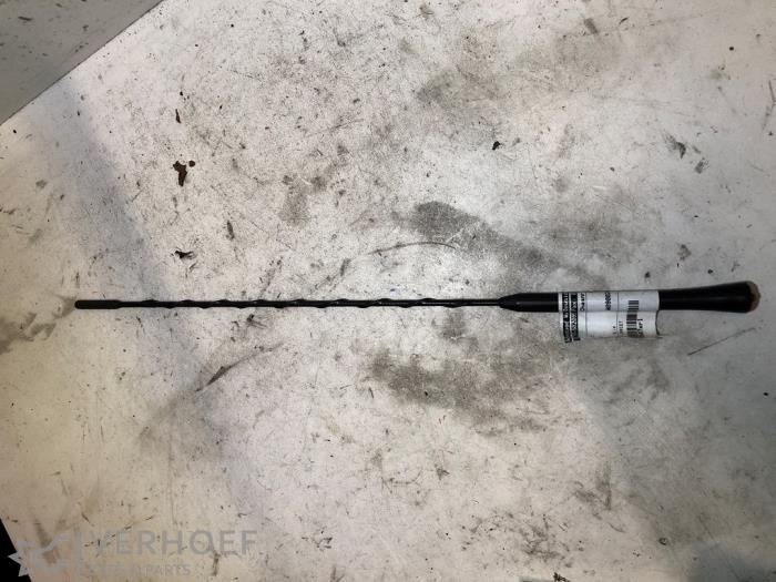 Używane Antena Chevrolet Tacuma 1.6 16V Cena na żądanie oferowane przez Verhoef Cars & Parts