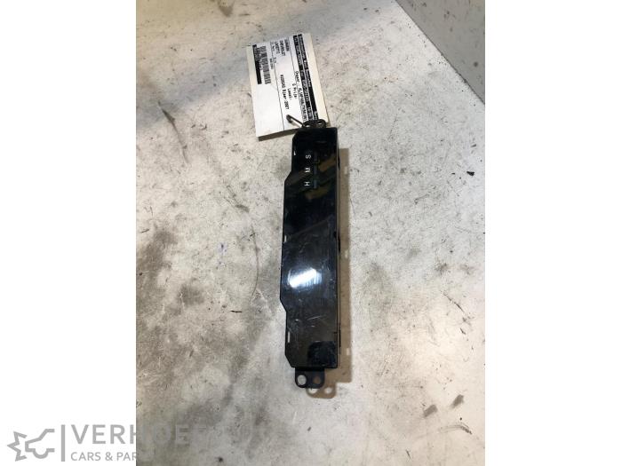 Używane Zegar Chevrolet Lacetti (KLAN) 1.6 16V Cena na żądanie oferowane przez Verhoef Cars & Parts
