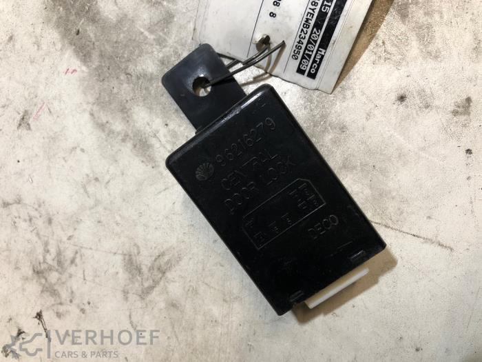 Używane Przekaznik Daewoo Lanos (TA/TF08/48/86) 1.5 Cena na żądanie oferowane przez Verhoef Cars & Parts