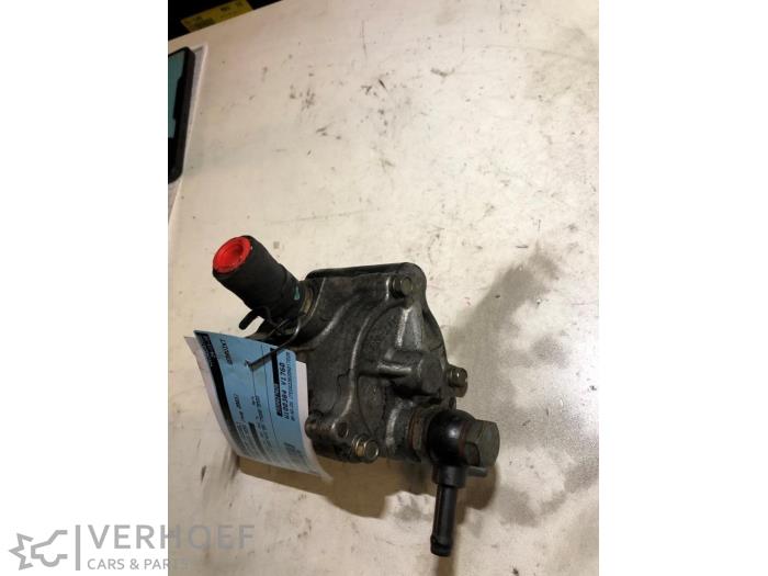 Gebrauchte Vakuumpumpe (Diesel) Toyota Avensis Verso (M20) 2.0 D-4D 16V Preis € 80,00 Margenregelung angeboten von Verhoef Cars & Parts