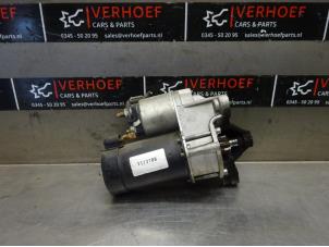 Używane Rozrusznik Peugeot 206 (2A/C/H/J/S) 1.6 16V Cena na żądanie oferowane przez Verhoef Cars & Parts