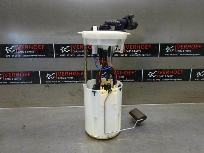 Diesel pump from a Iveco New Daily VI 33.180,35.180,52.180,60.180, 70.180. 72.180 2018