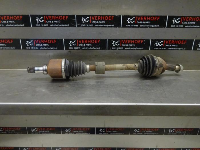 Front drive shaft, left from a Ford B-Max (JK8) 1.6 TDCi 95 2015