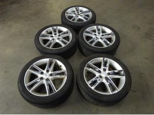Used Set of sports wheels Hyundai i30 Crosswagon (WWH) 1.6 CVVT 16V Price on request offered by Verhoef Cars & Parts